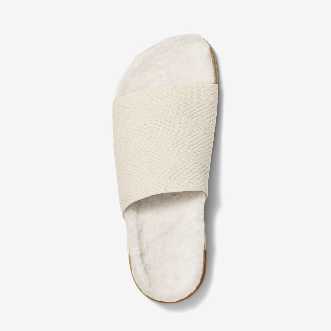 Showcasing the top view of Shaw Cozy Creme. Featuring Vegan eco-shearling™️ recycled cotton custom blend